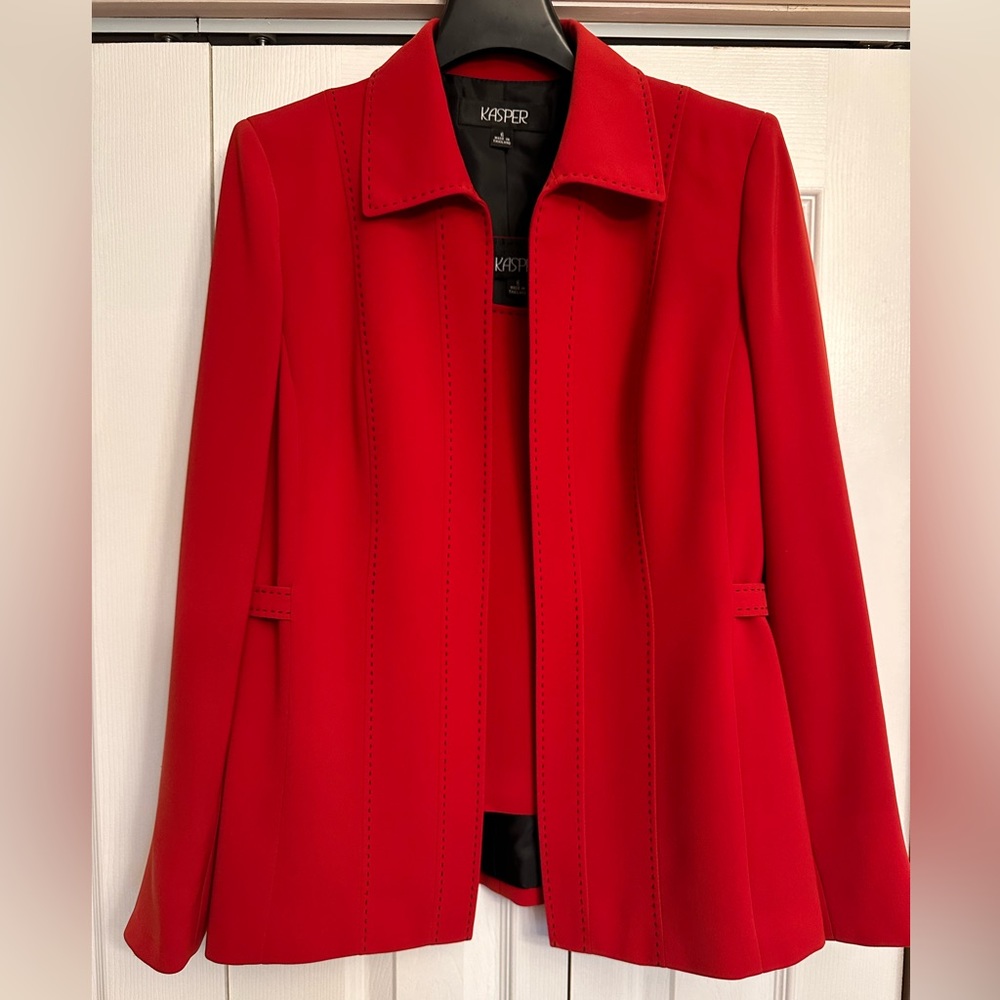 Woman’s blazer AND shell top set